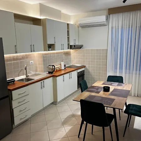 Sunset Charm Retreat With Panorama View 公寓 地拉那