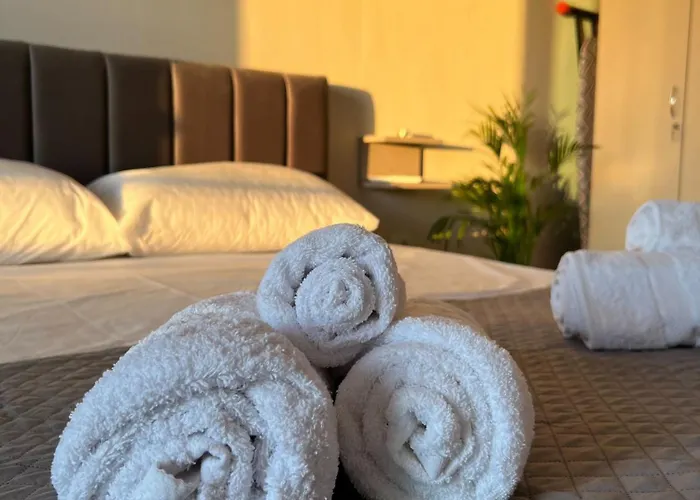 Sunset Charm Retreat With Panorama View *